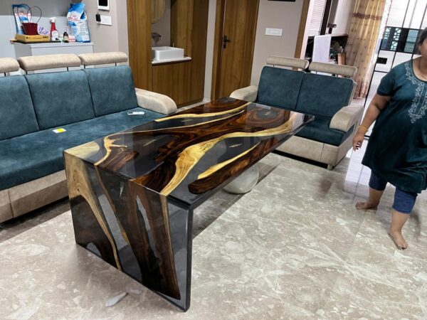 Epoxy custom resin center table