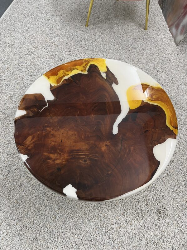 Buy Luxurious Handmade Round Resin Coffee Table - Image 2